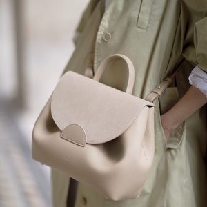 POLÈNE NUMÉRO UN (never been used)